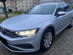Silber Gebraucht 2022 VW Passat Kombi | 14.950 € (Superpreis)