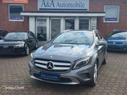 Grau Gebraucht 2015 Mercedes GLA200 SUV | 12.990 € (Guter Preis)