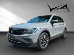 Mondsteingrau Gebraucht 2021 VW Tiguan United SUV | 20.900 € (Guter Preis)
