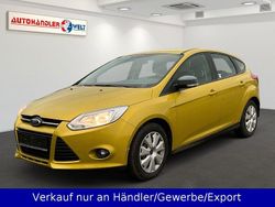 Gold Gebraucht 2011 Ford Focus Trend Limousine | 3.199 € (Superpreis)
