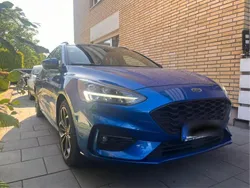 Blau Gebraucht 2020 Ford Focus ST-Line Kombi | 15.970 € (Superpreis)