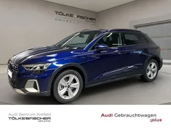 Navarrablau (metallic) Gebraucht 2024 Audi A3 S-Line Limousine | 36.199 € (Teuer)