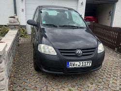 Schwarz Gebraucht 2006 VW Fox Kleinwagen | 2.900 € (Fairer Preis)