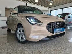 Caravan ivory pearl metallic Neu 2024 Suzuki Swift Comfort Kleinwagen | 19.990 €