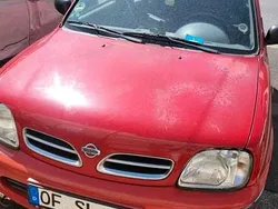 Rot Gebraucht 1999 Nissan Micra Kleinwagen | 250 € (Superpreis)