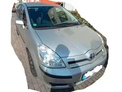 Silber Gebraucht 2006 Toyota Corolla Verso Edition Van / Kleinbus | 5.500 € (Teuer)