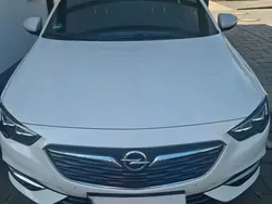Weiß Gebraucht 2019 Opel Insignia Limousine | 19.550 € (Fairer Preis)