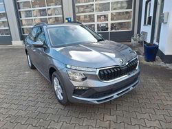 Grau Neu 2025 Skoda Kamiq Selection SUV | 25.990 € (Guter Preis)