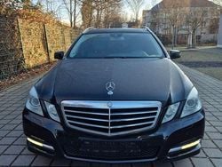 Schwarz Gebraucht 2013 Mercedes E220 Avantgarde Kombi | 12.500 € (Superpreis)