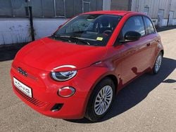 Passione rot Gebraucht 2025 Fiat 500e Red Kleinwagen | 24.189 € (Superpreis)
