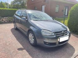 Grau Gebraucht 2009 VW Golf VI Comfortline Kombi | 2.290 € (Fairer Preis)