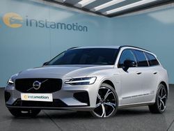 Silber Gebraucht 2024 Volvo V60 Plus Kombi | 46.349 € (Teuer)