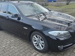Schwarz Gebraucht 2012 BMW 525 Sport Line Kombi | 9.400 € (Guter Preis)