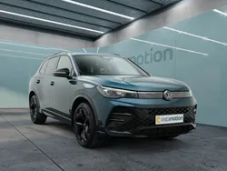 Blau Gebraucht 2024 VW Tiguan Style SUV | 45.899 € (Etwas zu teuer)