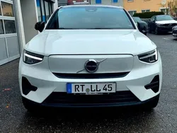 Weiss Gebraucht 2023 Volvo C40 Plus SUV | 45.990 €