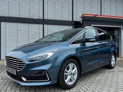 Blau Gebraucht 2020 Ford S-MAX S Van / Kleinbus | 23.980 € (Fairer Preis)