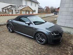 Grau Gebraucht 2015 Audi TT Roadster Sport Cabrio | 25.900 € (Fairer Preis)
