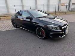 Schwarz Gebraucht 2016 Mercedes CLA45 AMG AMG Coupé | 25.000 € (Guter Preis)