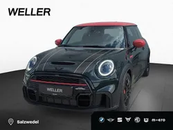 Grün Gebraucht 2023 Mini John Cooper Works Kleinwagen | 34.500 € (Etwas zu teuer)