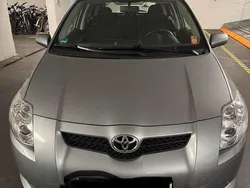 Grau Gebraucht 2008 Toyota Auris Team Kleinwagen | 3.000 € (Guter Preis)