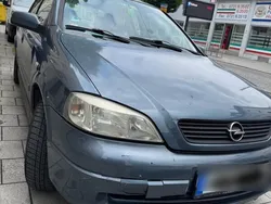 Grau Gebraucht 1999 Opel Astra Limousine | 950 € (Guter Preis)