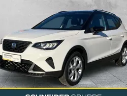 Weiss Gebraucht 2023 Seat Arona FR SUV | 18.390 € (Fairer Preis)