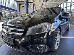 Schwarz Gebraucht 2014 Mercedes A200 Limousine | 14.500 € (Fairer Preis)