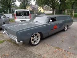 Grau uni Gebraucht 1967 Plymouth Fury Kombi | 15.500 €