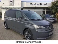 Grau Gebraucht 2024 VW T7 Van | 59.900 € (Etwas zu teuer)
