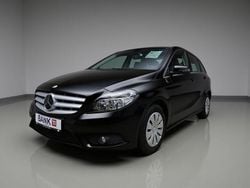 Schwarz Gebraucht 2013 Mercedes B180 Van / Kleinbus | 10.950 € (Fairer Preis)