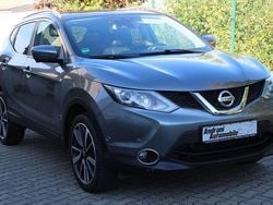 Grau Gebraucht 2017 Nissan Qashqai 360º SUV | 10.890 € (Guter Preis)