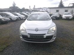 Grau Gebraucht 2012 Renault Mégane GrandTour Bose Edition Kombi | 1.350 € (Fairer Preis)
