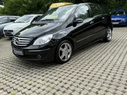 Schwarz Gebraucht 2006 Mercedes B200 Van / Kleinbus | 4.490 € (Fairer Preis)