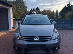 Grau Gebraucht 2006 VW Golf Plus Goal Van / Kleinbus | 3.299 € (Fairer Preis)