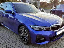 Blau Gebraucht 2021 BMW 330 M Sport Kombi | 36.650 € (Guter Preis)