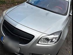 Silber Gebraucht 2009 Opel Insignia Kombi | 2.500 € (Fairer Preis)