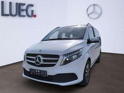 Bergkristallweiß metallic Gebraucht 2024 Mercedes V300 Van / Kleinbus | 69.785 € (Superpreis)