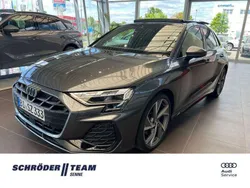 Daytonagrau perleffekt Gebraucht 2025 Audi A3 Sportback S-Line Limousine | 51.990 €