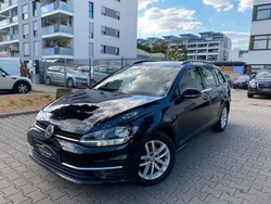 Schwarz metallic Gebraucht 2018 VW Golf VII Comfortline Kombi | 11.390 € (Etwas zu teuer)