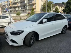Weiß Gebraucht 2019 Mercedes B220 AMG line Van / Kleinbus | 25.490 € (Etwas zu teuer)