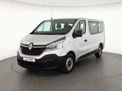 Grau Gebraucht 2021 Renault Trafic Van | 25.990 €