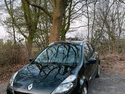 Schwarz Gebraucht 2010 Renault Clio GrandTour Dynamique Kombi | 2.800 € (Etwas zu teuer)