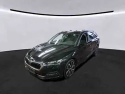 Schwarz Gebraucht 2021 Skoda Octavia First Edition Kombi | 19.890 € (Guter Preis)