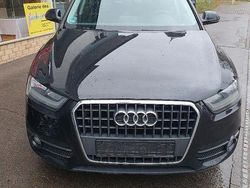 Schwarz Gebraucht 2014 Audi Q3 Comfort SUV | 11.700 € (Fairer Preis)