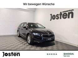 Blackmagic perleffekt Neu 2025 Skoda Octavia Essence Kombi | 26.450 € (Guter Preis)