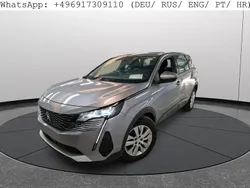 Grau Gebraucht 2021 Peugeot 5008 Van / Kleinbus | 15.994 € (Fairer Preis)
