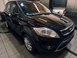 Schwarz Gebraucht 2011 Ford Kuga Trend SUV | 5.590 € (Fairer Preis)