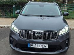 Grau Gebraucht 2018 Kia Sorento Platinum Edition SUV | 20.500 € (Fairer Preis)