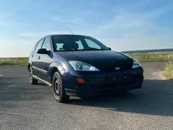 Blau Gebraucht 1999 Ford Focus Kleinwagen | 1.690 €