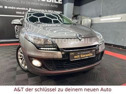 Grau Gebraucht 2014 Renault Mégane GrandTour Initiale Paris Kombi | 7.490 € (Fairer Preis)